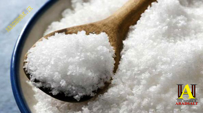 نمک دریایی دانه درشت
