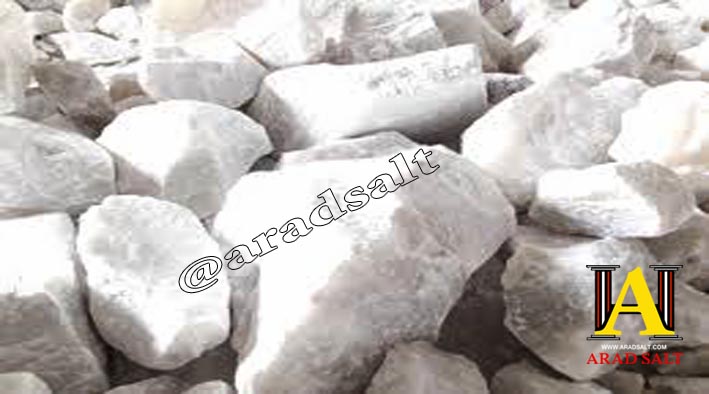 سنگ نمک خرد شده