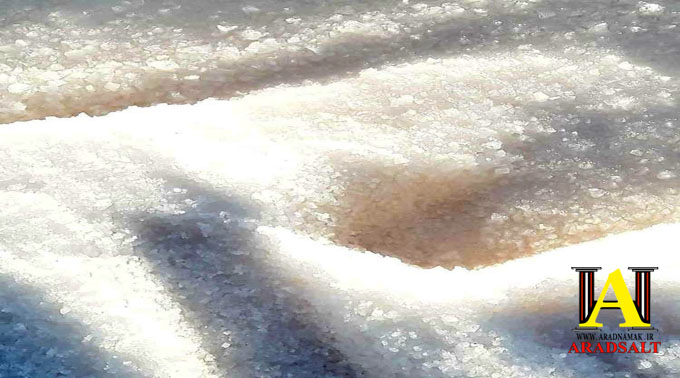 نمک دریایی دانه درشت