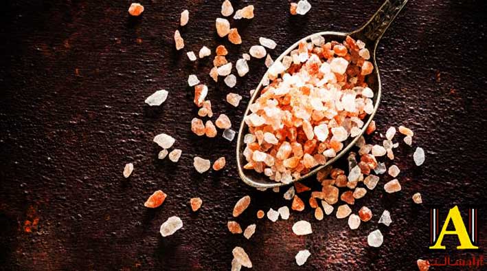 نمک صورتی